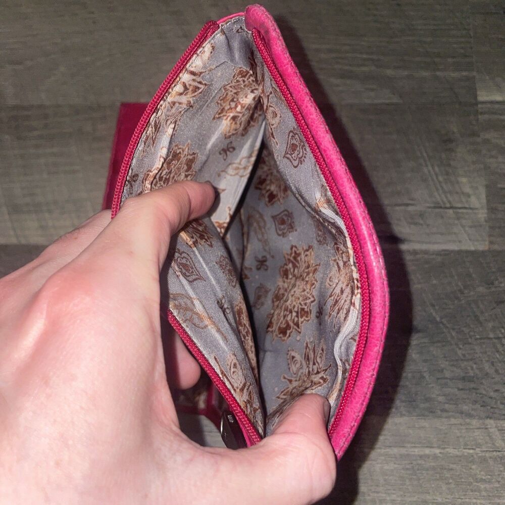 VTG Hot Pink HOBO International Glazed Leather Continental Clutch Wallet - Picture 7 of 7